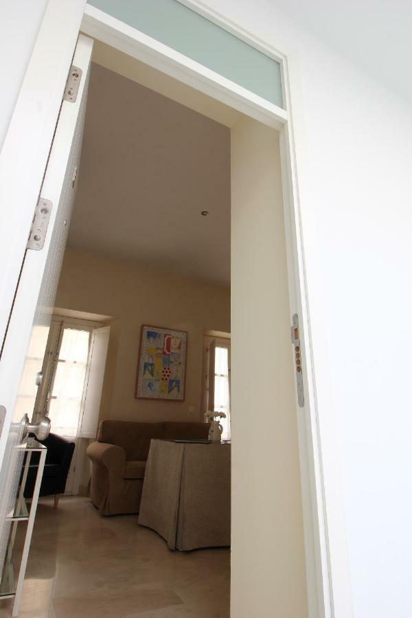 Apartamento Centro San Luis Siviglia Esterno foto